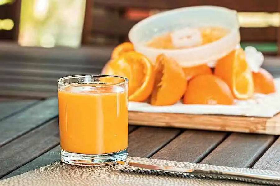 A refreshing glass of freshly squeezed orange juice