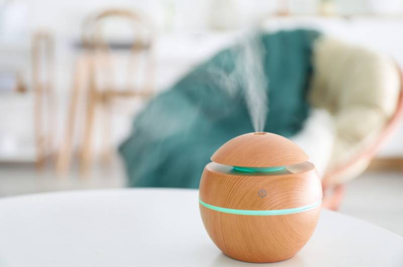 A round humidifier in action 